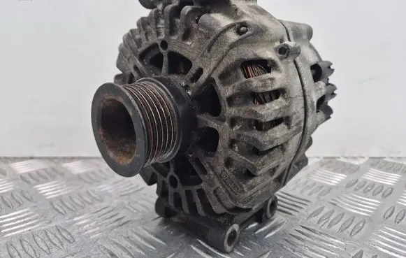 Mercedes-Benz E W212 Generator/alternator A0009067703 2618188A 113047845