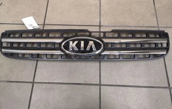KIA Sportage Front bumper upper radiator grill 863501F030