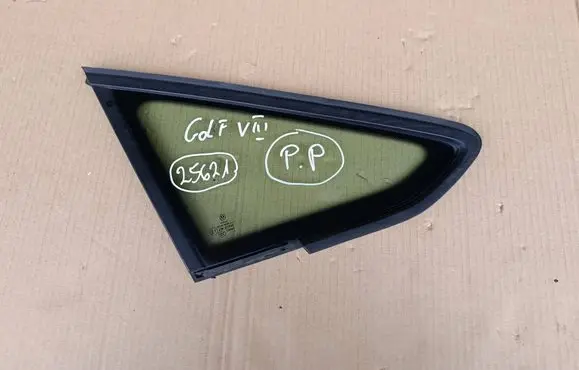 Volkswagen Golf Sportsvan Front triangle window/glass 510845412