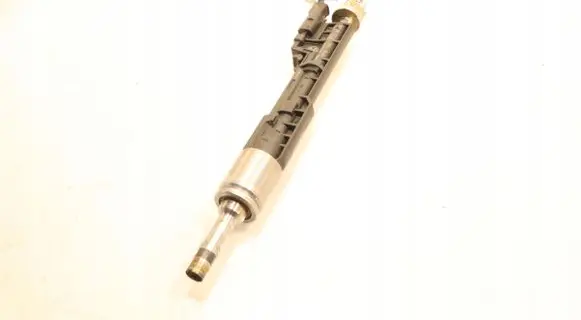 BMW 3 F30 F35 F31 Fuel injector 0261500260
