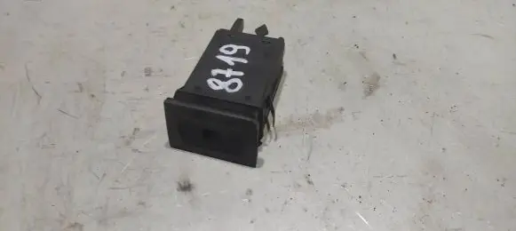 Volkswagen PASSAT B5.5 Windscreen/window heater switch 1J0953235D 1J0953235H 1J0953235J