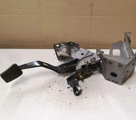 Mazda 6 Brake pedal GAGJ6A
