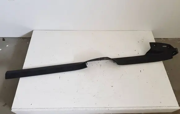 Volkswagen PASSAT B7 Front sill trim cover 3C0853369