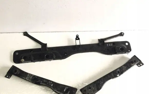 Nissan Qashqai Front axle beam 18560HV70043