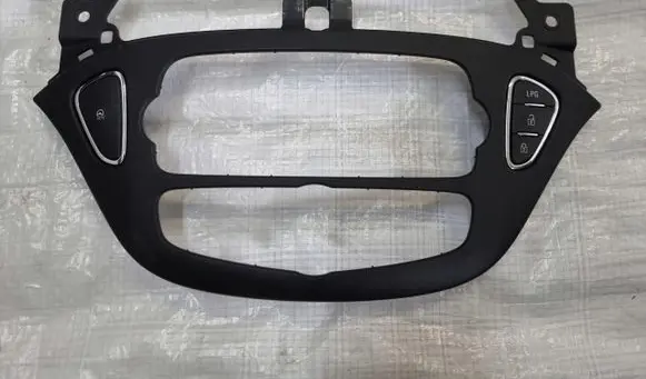 Opel Corsa E Dashboard center trim panel 13391249