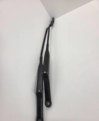 Front wiper blade arm