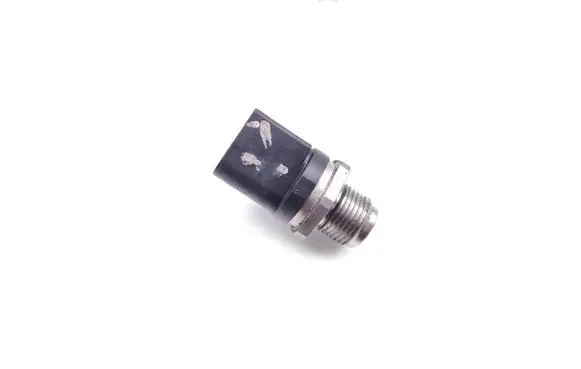 Mini One - Cooper F56 F55 Fuel pressure sensor 0281006447