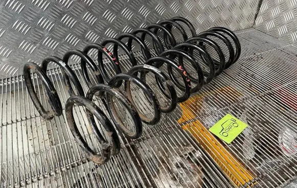 Mercedes-Benz G W461 W463 1st Gen Front coil spring A4603210504 4603210504