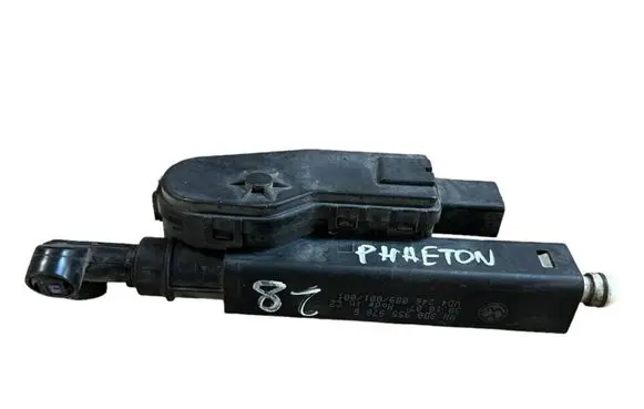 Volkswagen Phaeton Headlight washer spray nozzle 3D0955978B