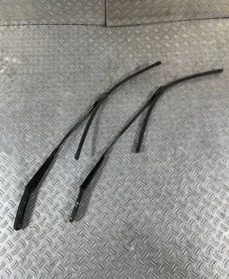 Volkswagen Transporter - Caravelle T6 Front wiper blade arm 7E1955409B
