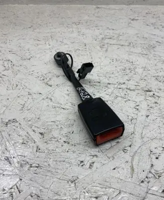 Opel Zafira C Front seatbelt buckle 13383724