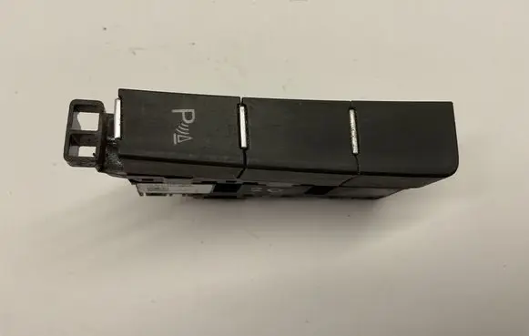 Volkswagen Golf IV Parking (PDC) sensor switch 5G1927238E 10097405