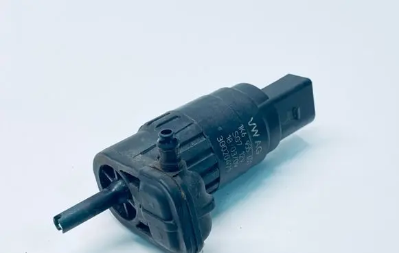 Skoda Fabia Mk3 (NJ) Windscreen/windshield washer pump 1K6955651