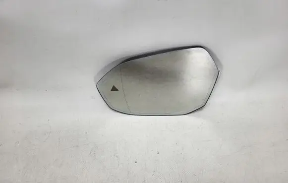 BMW 7 G70 Wing mirror glass 6004865