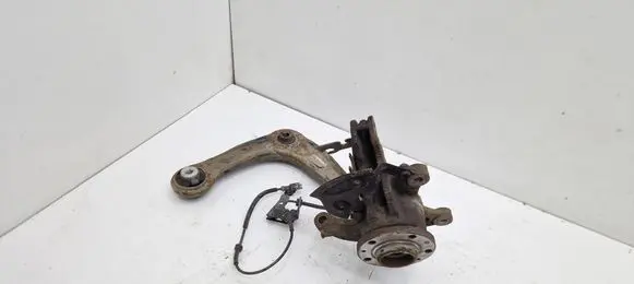 Peugeot Expert Front wheel hub spindle knuckle 9816863580