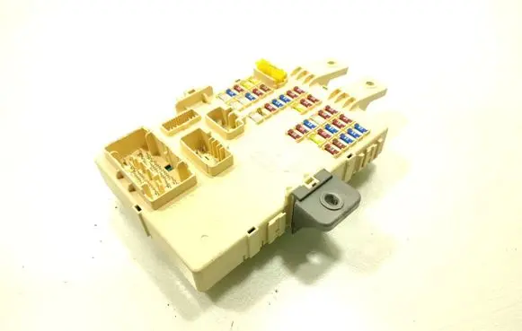 KIA Sportage Fuse module 91950-3W040 11702-026