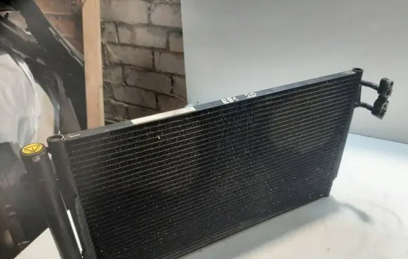 A/C cooling radiator (condenser)