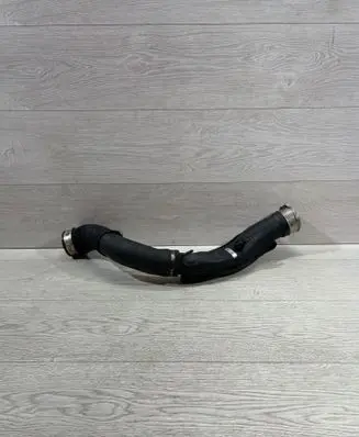 BMW X5 E70 Intercooler hose/pipe 7809834