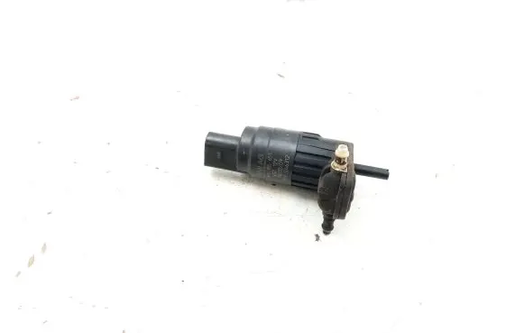 Volkswagen Transporter - Caravelle T5 Windscreen/windshield washer pump 1K69556561