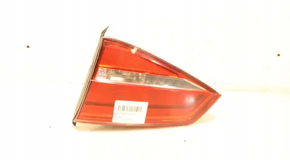 Volkswagen Jetta VI Rear/tail lights E245090