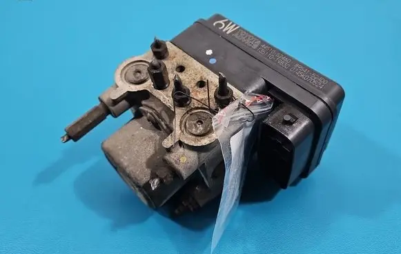 Toyota Yaris ABS Pump 89541-52400 IMPRK1529483