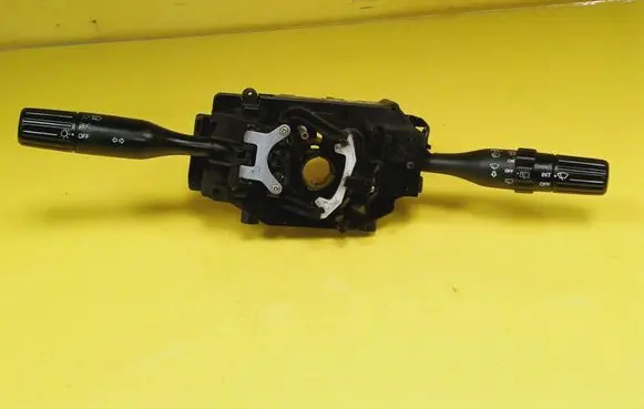 Mazda 323 F Wiper turn signal indicator stalk/switch 178292