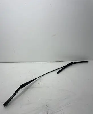 Renault Trafic III (X82) Windshield/front glass wiper blade 97036203