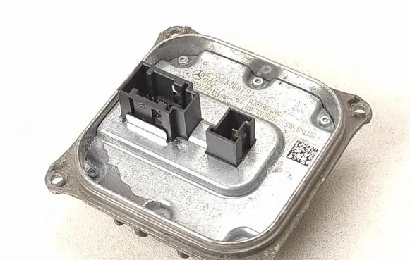 Mercedes-Benz E W212 LED ballast control module A2228700789