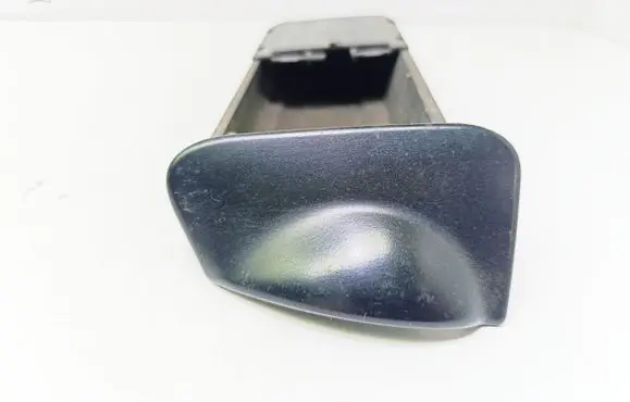 Ashtray (front)