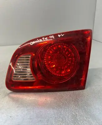 Hyundai Santa Fe Tailgate rear/tail lights 924062B000