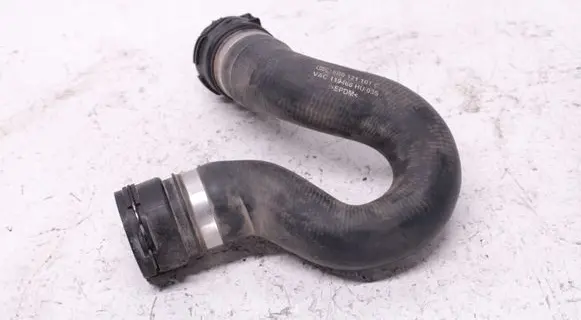 Engine coolant pipe/hose
