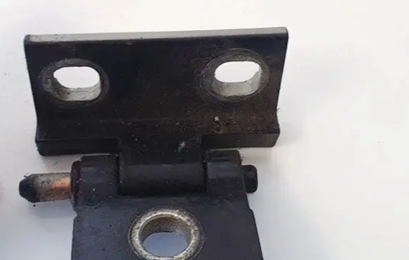 Volvo S60 Rear door lower hinge