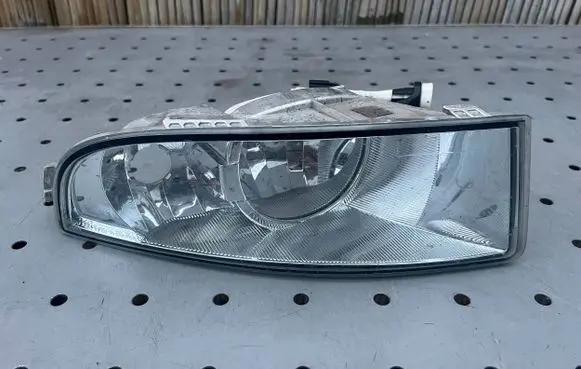 Skoda Octavia Mk2 (1Z) Front fog light 1Z0941700 V181000