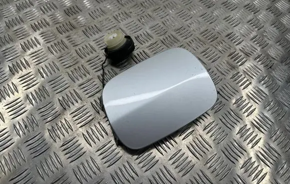 Lexus GS 300 350 430 450H Fuel tank cap
