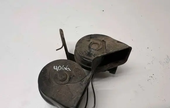 Volvo XC60 Horn signal 55306AM80S