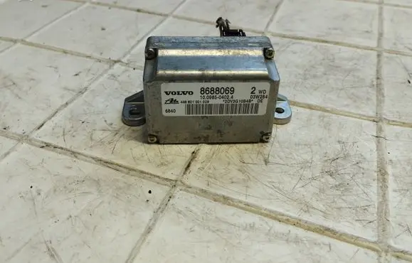 Volvo S60 ESP acceleration yaw rate sensor 8688069