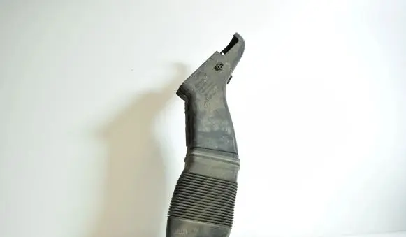 Audi A4 S4 B5 8D Air intake duct part 058129617A