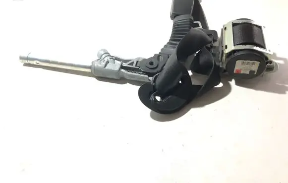 BMW 5 E60 E61 Front seatbelt 6058909F
