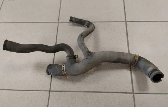 Ford Transit Engine coolant pipe/hose
