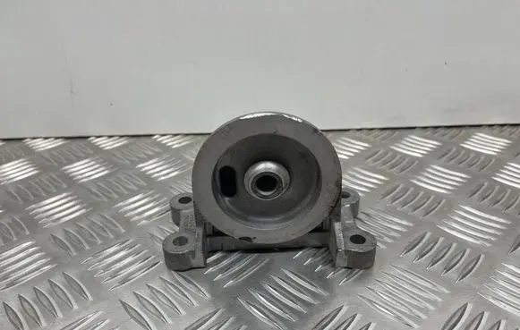 Ford Fusion II Oil filter mounting bracket BS4E6881BB