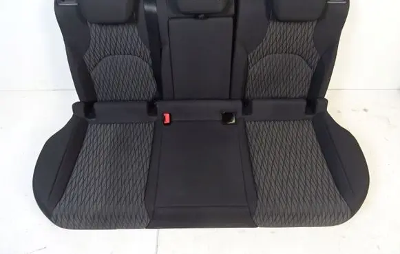 Seat Leon (5F) Rear seat 