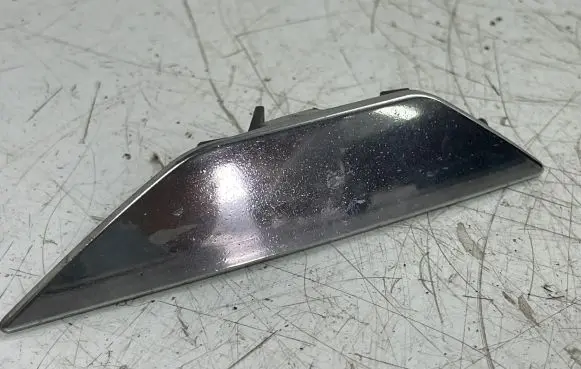 Skoda Superb B6 (3T) Headlight washer spray nozzle cap/cover 3T0955110B