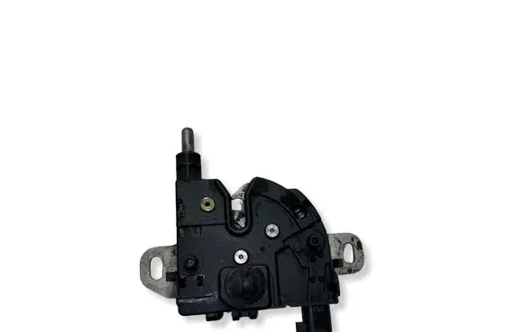 Ford Focus Engine bonnet/hood lock/catch 3M5116700