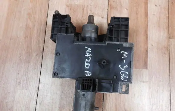 Mazda 3 III Steering wheel lock GMB6675S0A GMB6675S1A GMB6675S0
