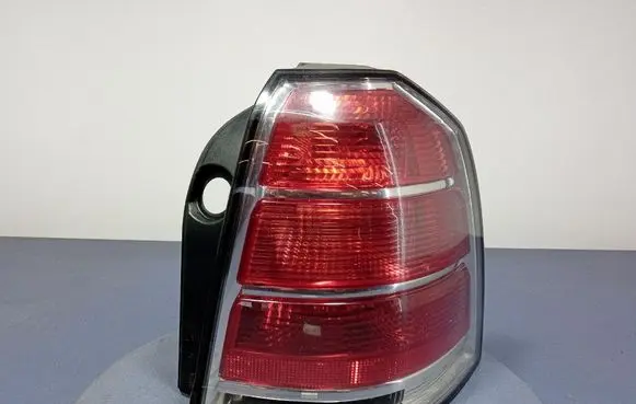 Opel Zafira B Rear/tail lights 13252448