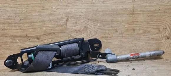 Volvo V70 Front seatbelt 30662993