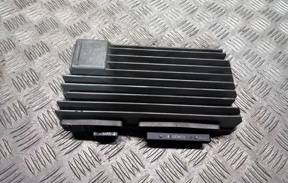 Audi A5 Sportback 8TA Sound amplifier 8T1035223A