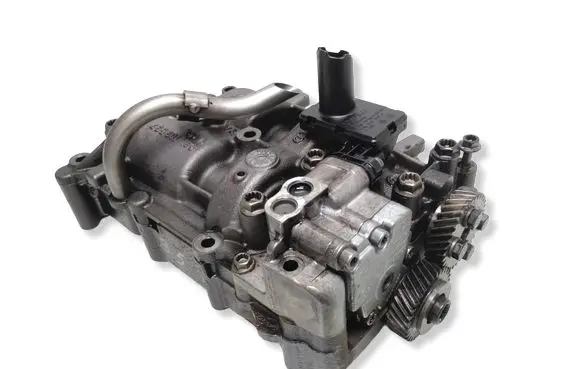 Audi A4 S4 B8 8K Oil pump balance shaft 03L103537 03L295G 03L103