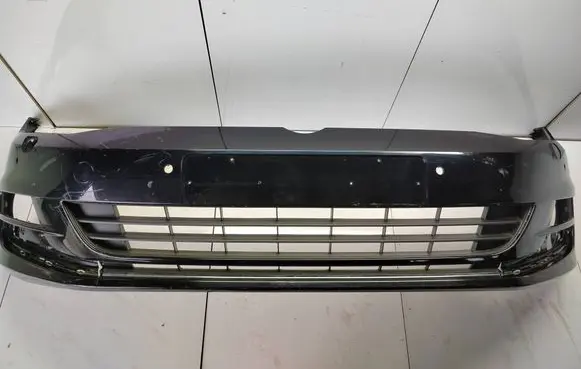 Volkswagen Golf VII Front bumper 5G0807221