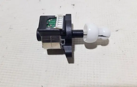 Mercedes-Benz C W205 Headlight level adjustment motor 130722005300FFFV 130722005300